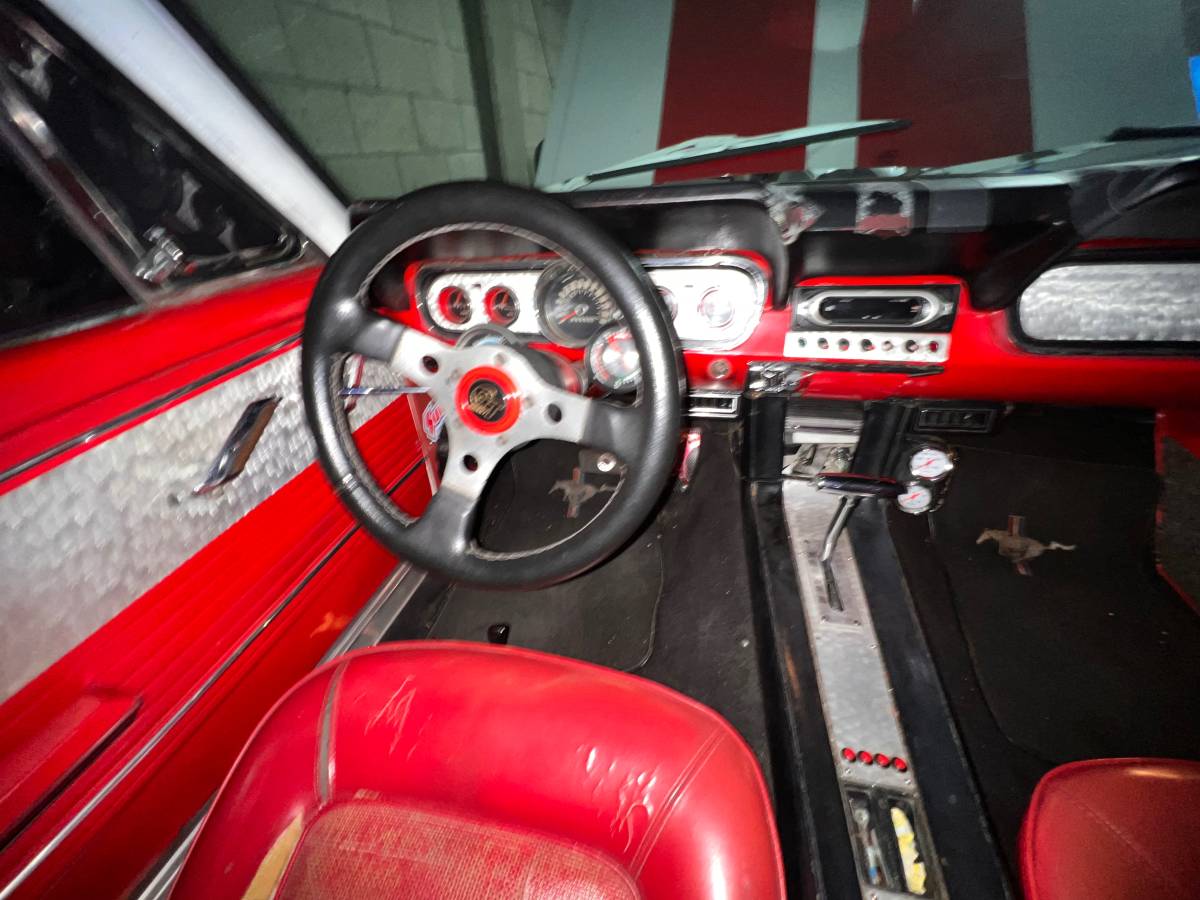 Ford-mustang-1966-white-11