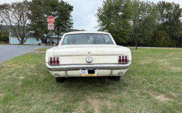 Ford-mustang-1966-white-3