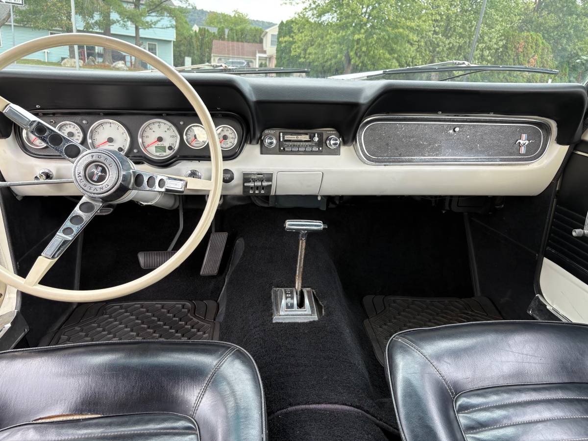 Ford-mustang-1966-white-7