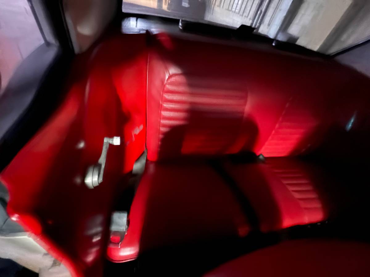 Ford-mustang-1966-white-8