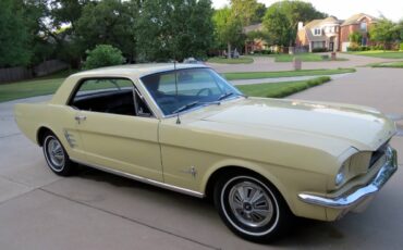 Ford-mustang-1966-yellow-2
