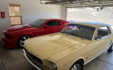 Ford-mustang-1966-yellow-6