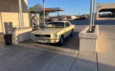 Ford-mustang-1966-yellow-7