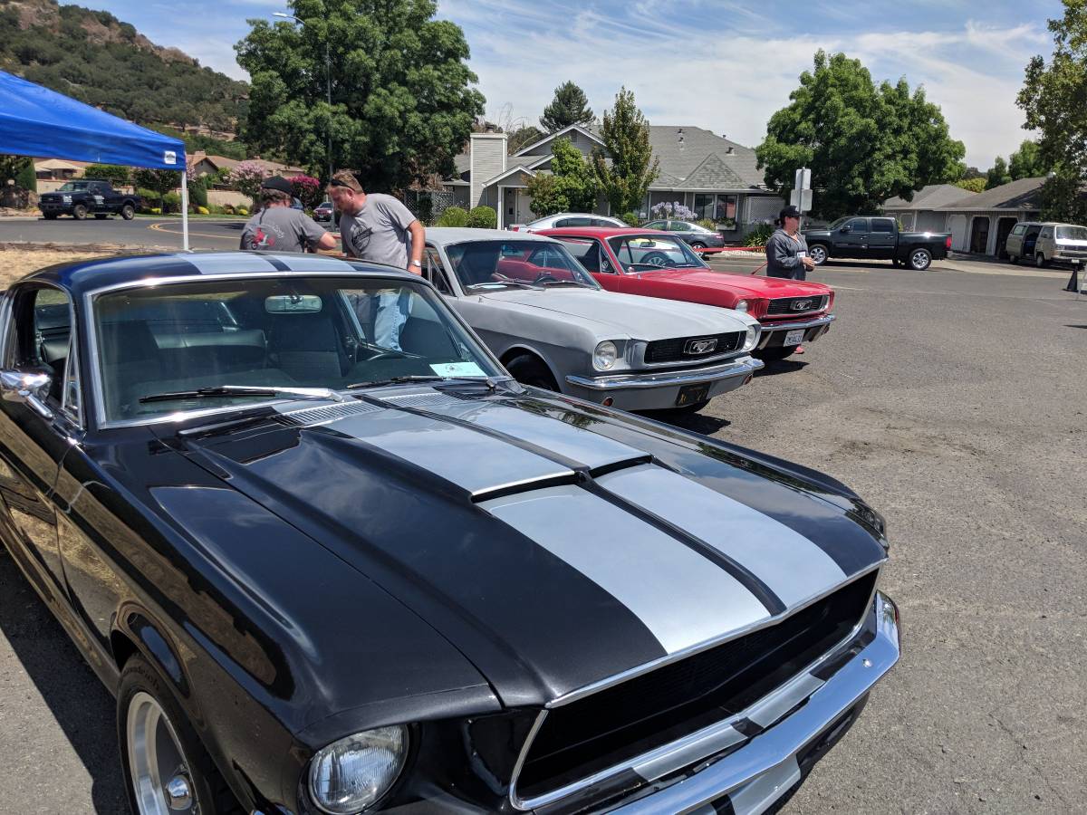 Ford-mustang-1967-grey-2