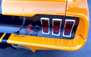 Ford-mustang-1967-orange-7