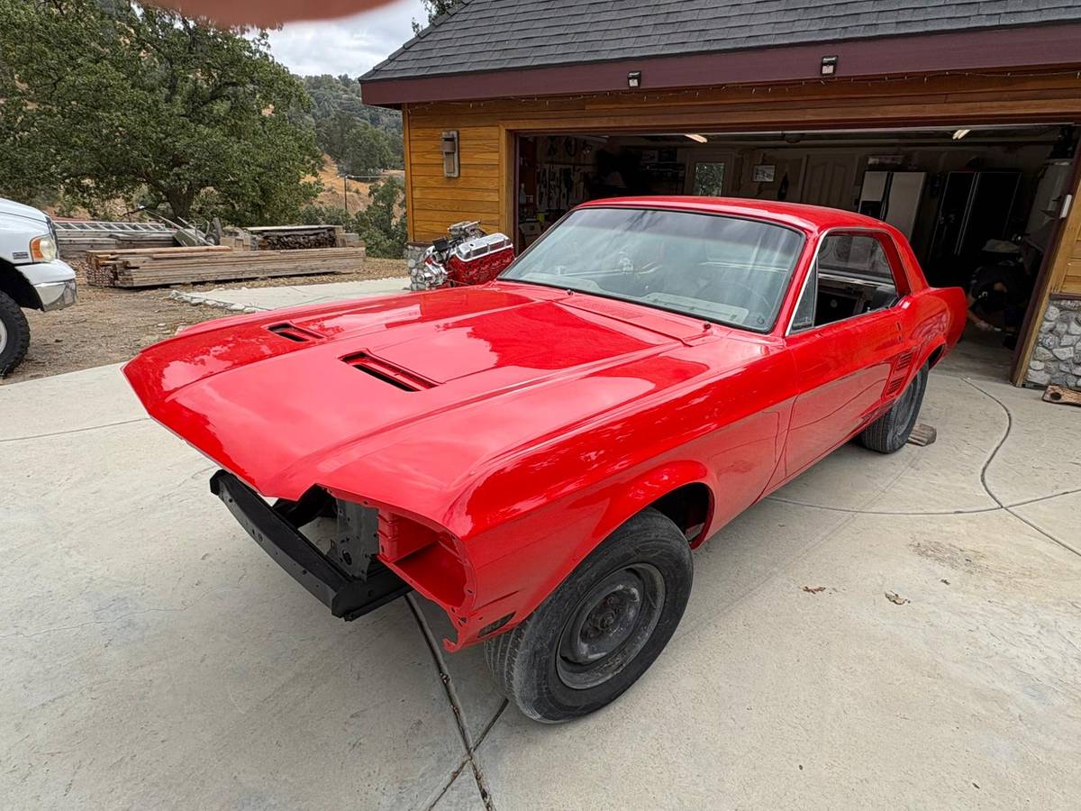 Ford-mustang-1967-red-1
