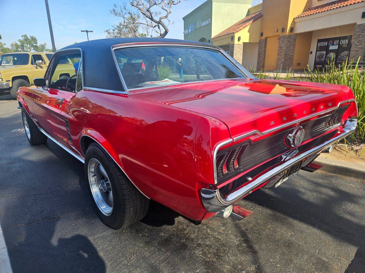 Ford-mustang-1967-red-2