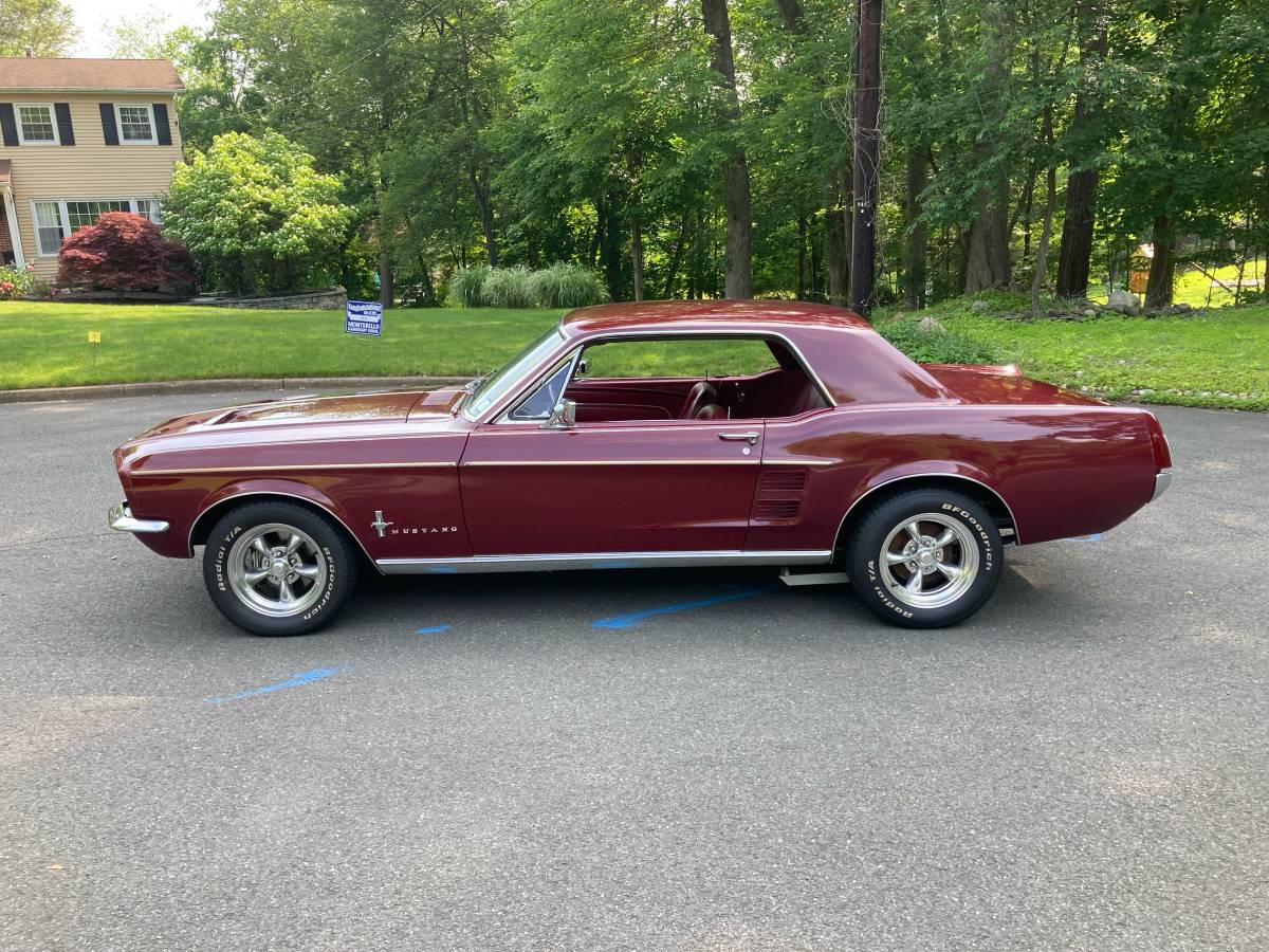 Ford-mustang-1967-red-3