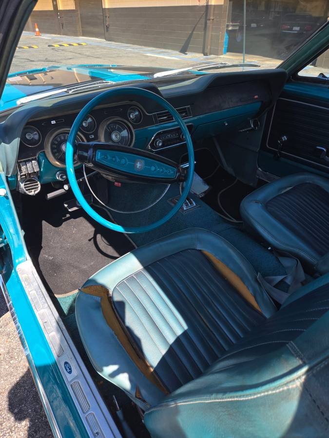 Ford-mustang-1968-custom-11