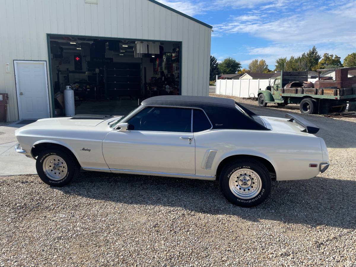 Ford-mustang-1969-1