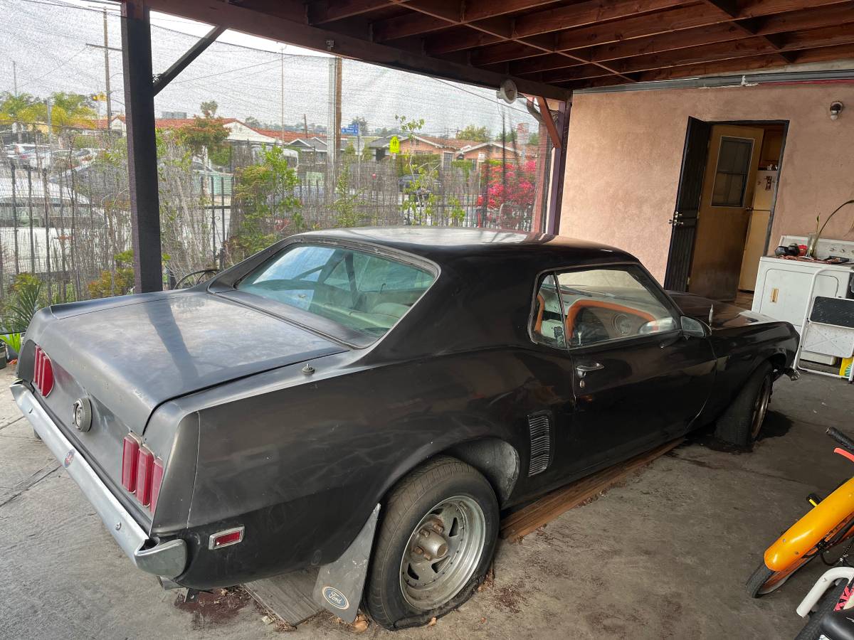 Ford-mustang-1969-grey-2