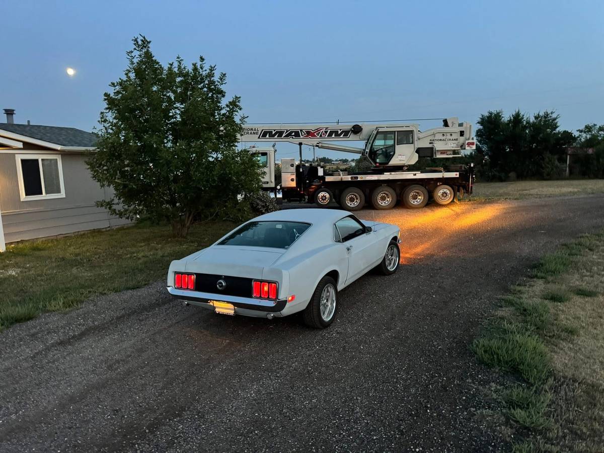 Ford-mustang-1970-grey