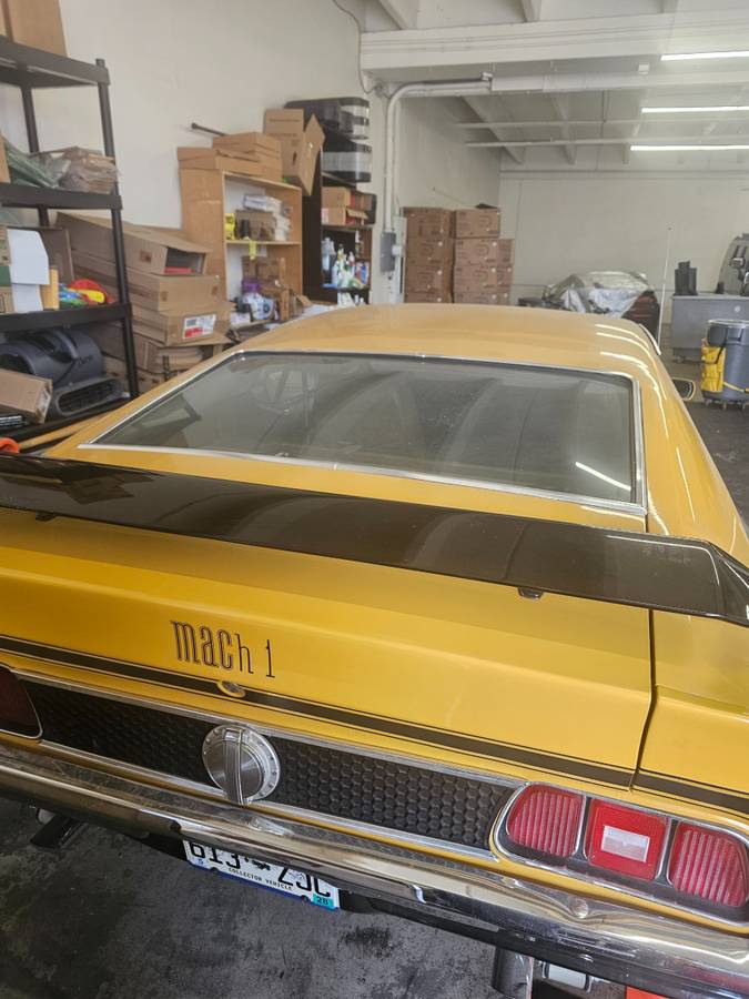 Ford-mustang-1971-yellow