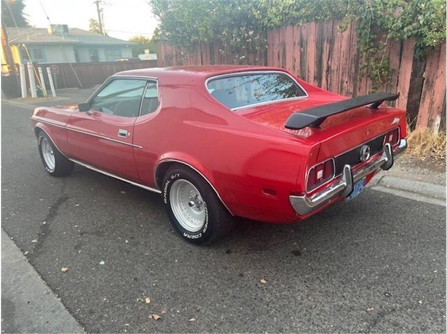 Ford-mustang-1972-25
