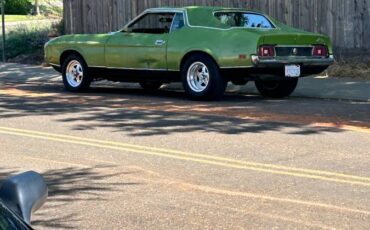 Ford-mustang-1972-green