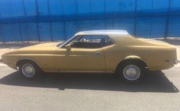 Ford-mustang-1972-yellow-2