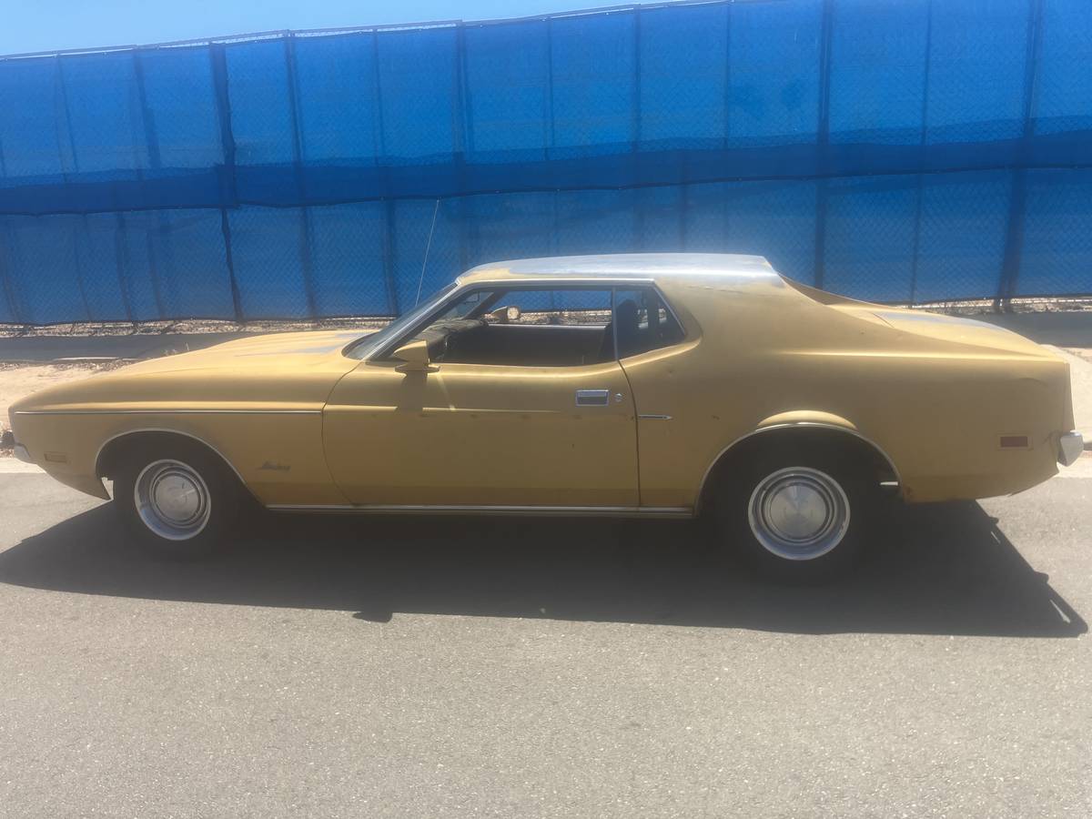 Ford-mustang-1972-yellow-2