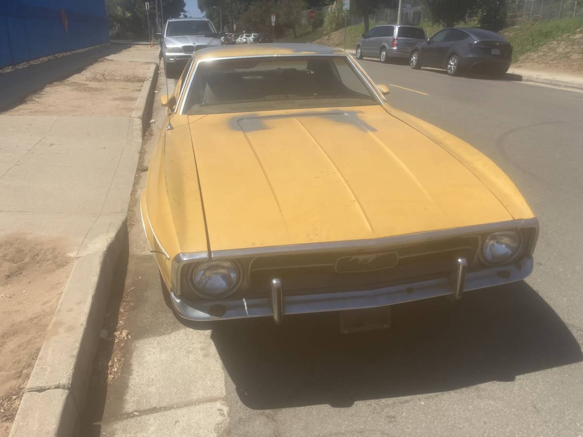 Ford-mustang-1972-yellow-7
