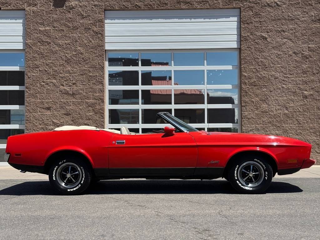 Ford-mustang-1973-red-38