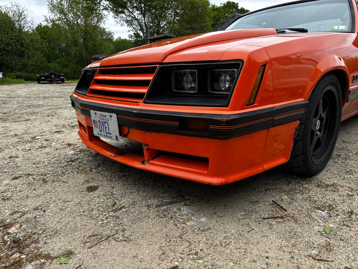 Ford-mustang-1979-orange-11