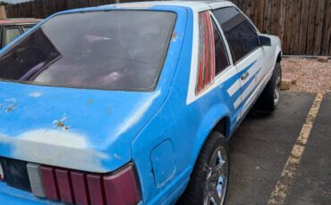 Ford-mustang-1981-white-8