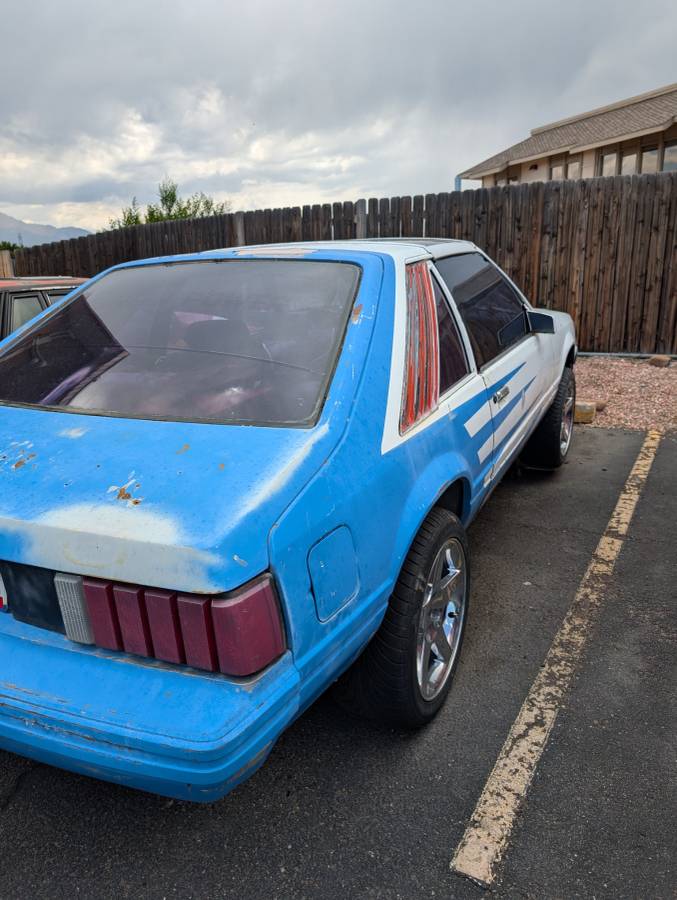 Ford-mustang-1981-white-8