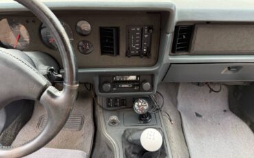 Ford-mustang-1984-black-3