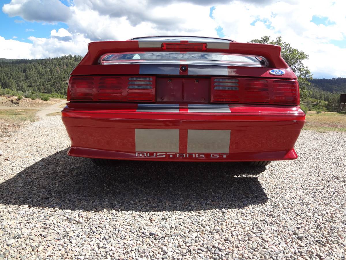 Ford-mustang-1987-red-10