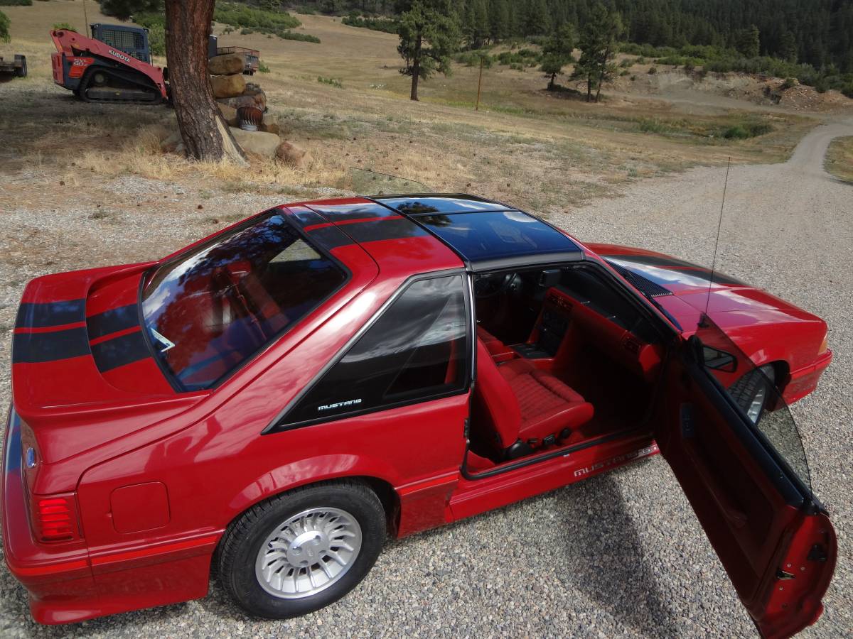 Ford-mustang-1987-red-3