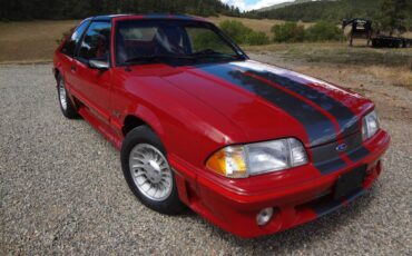 Ford-mustang-1987-red