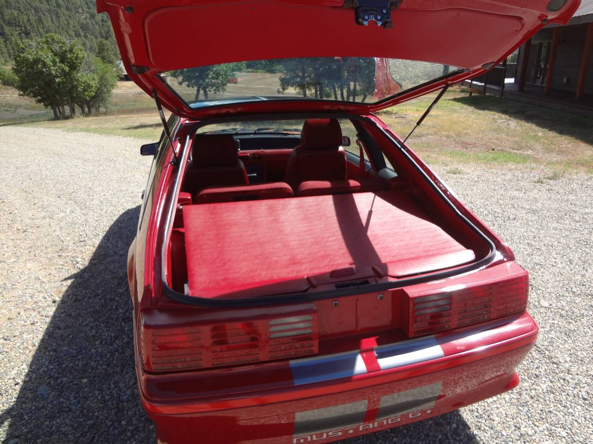 Ford-mustang-1987-red-7