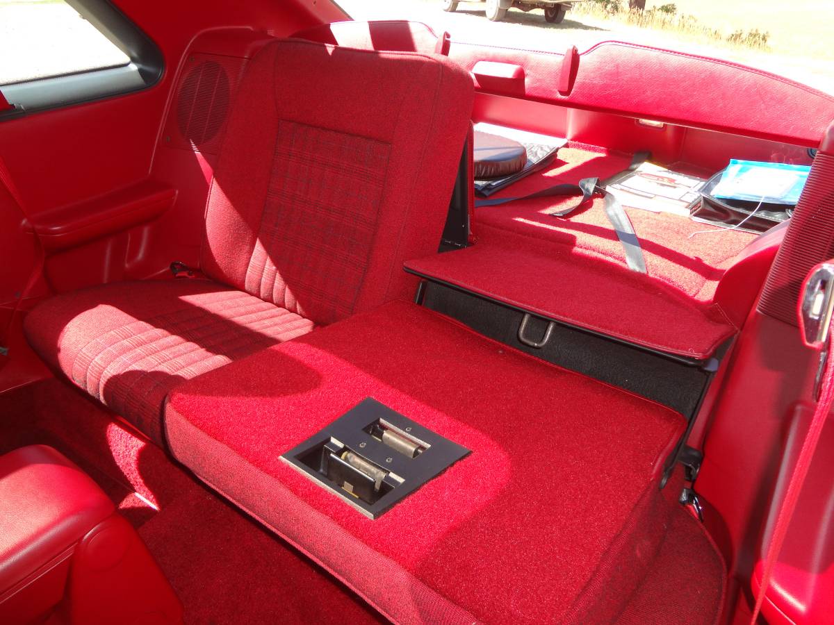 Ford-mustang-1987-red-9