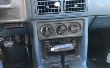 Ford-mustang-1987-white-4