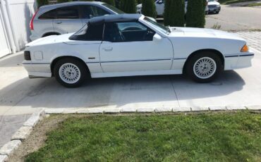 Ford-mustang-1987-white-9