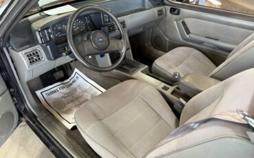 Ford-mustang-1988-black-13