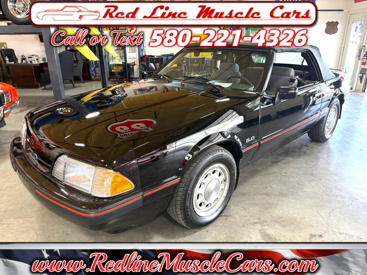 Ford-mustang-1988-black-22