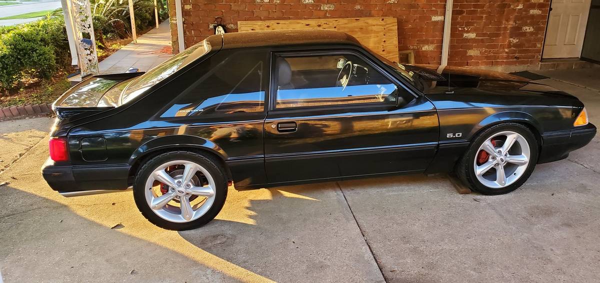Ford-mustang-1989