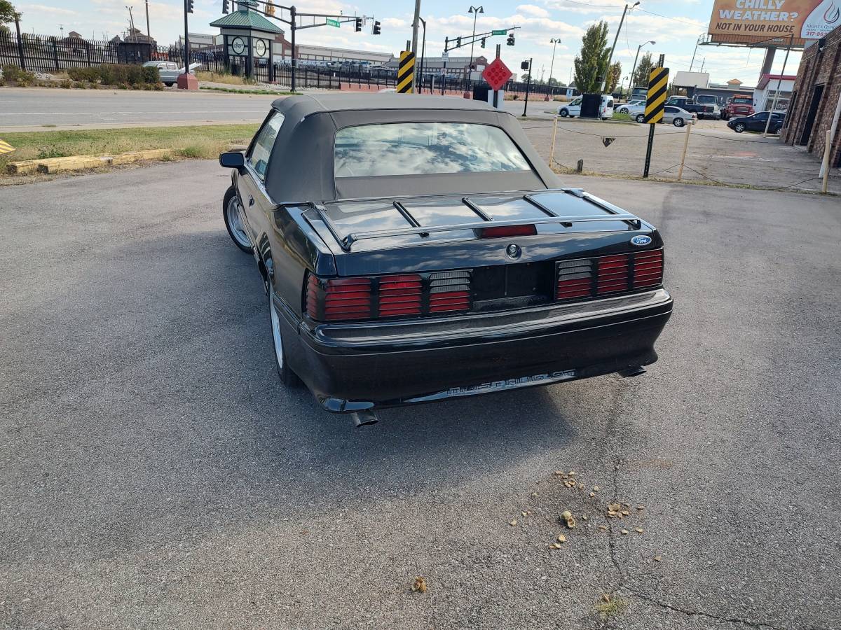 Ford-mustang-1990-black-2