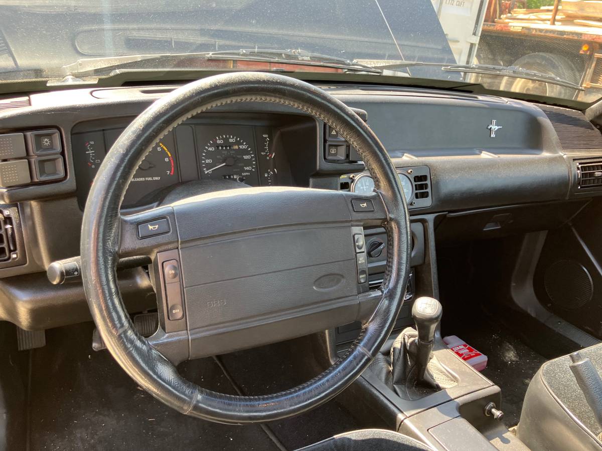 Ford-mustang-1990-black-9