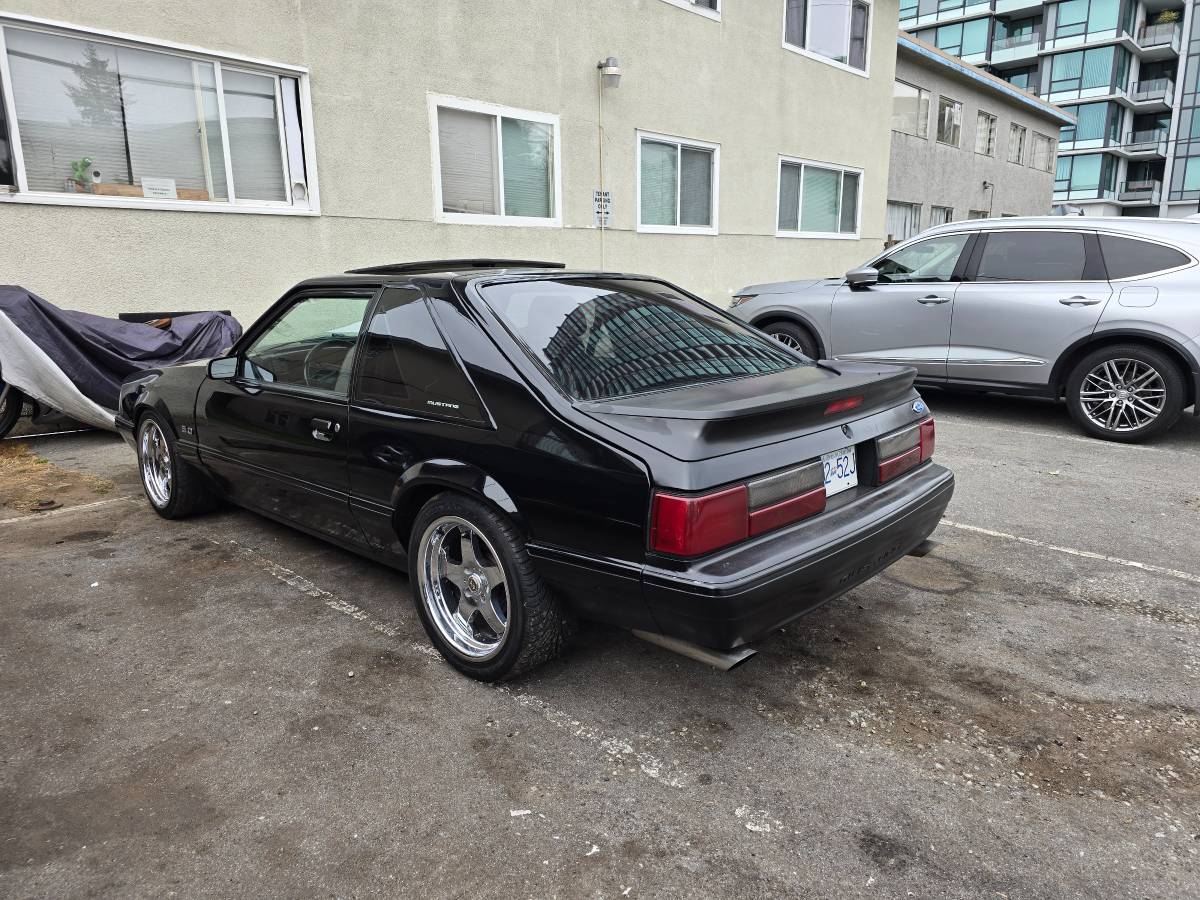 Ford-mustang-1990-black-9