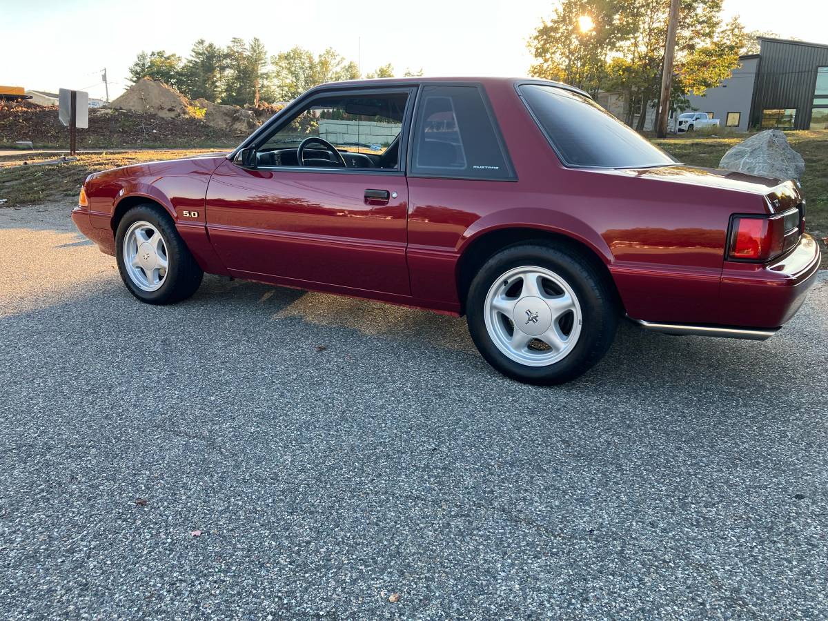 Ford-mustang-1993-13