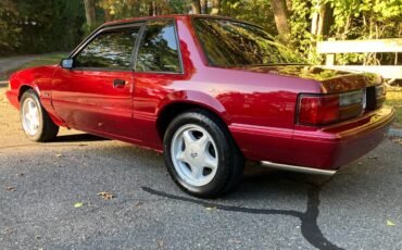 Ford-mustang-1993-16