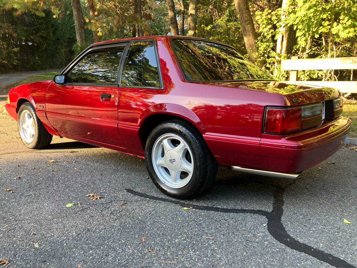 Ford-mustang-1993-16