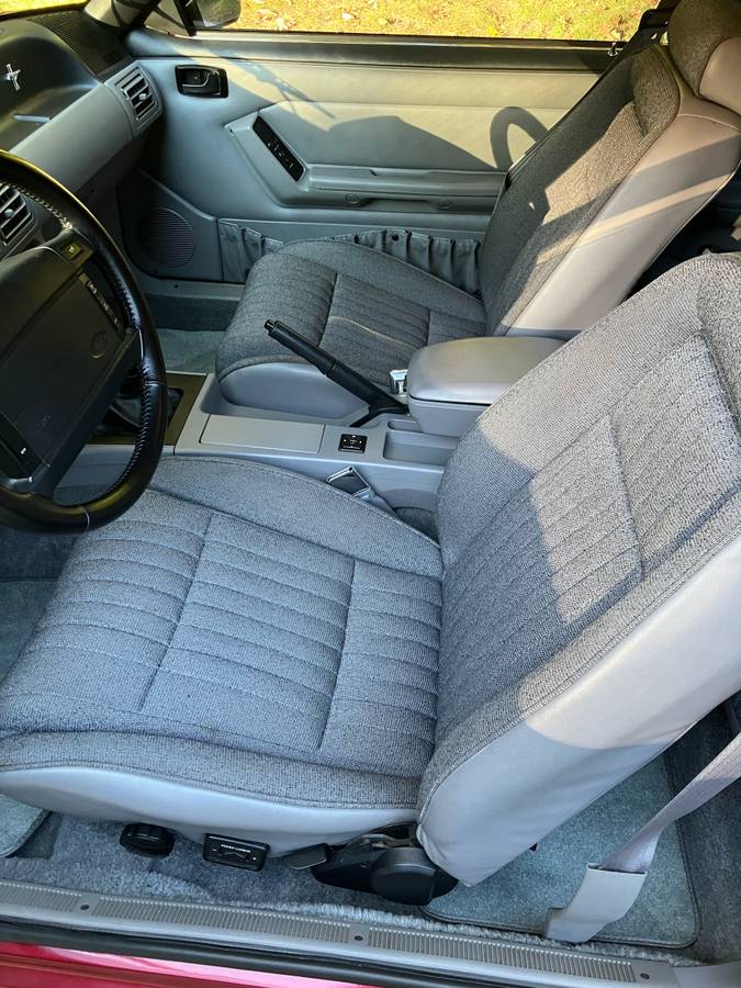 Ford-mustang-1993-8