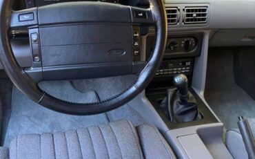 Ford-mustang-1993-9