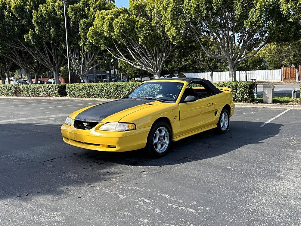 Ford-mustang-1995-yellow-1