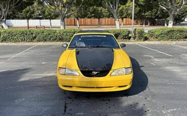 Ford-mustang-1995-yellow