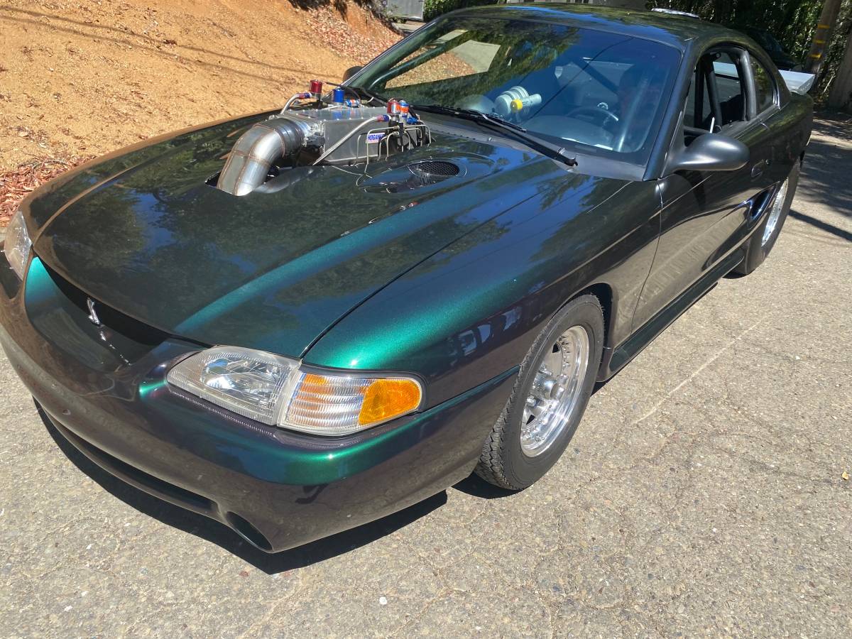 Ford-mustang-1996-1