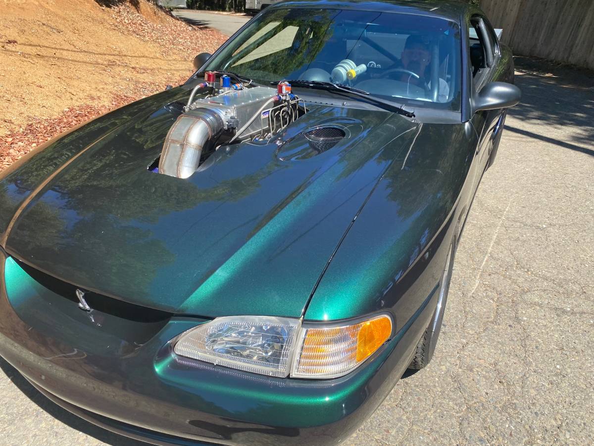 Ford-mustang-1996-2