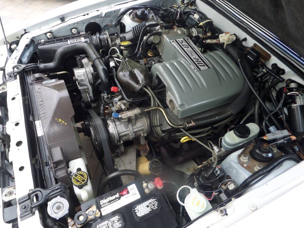 Ford-mustang-5.0-1989-11